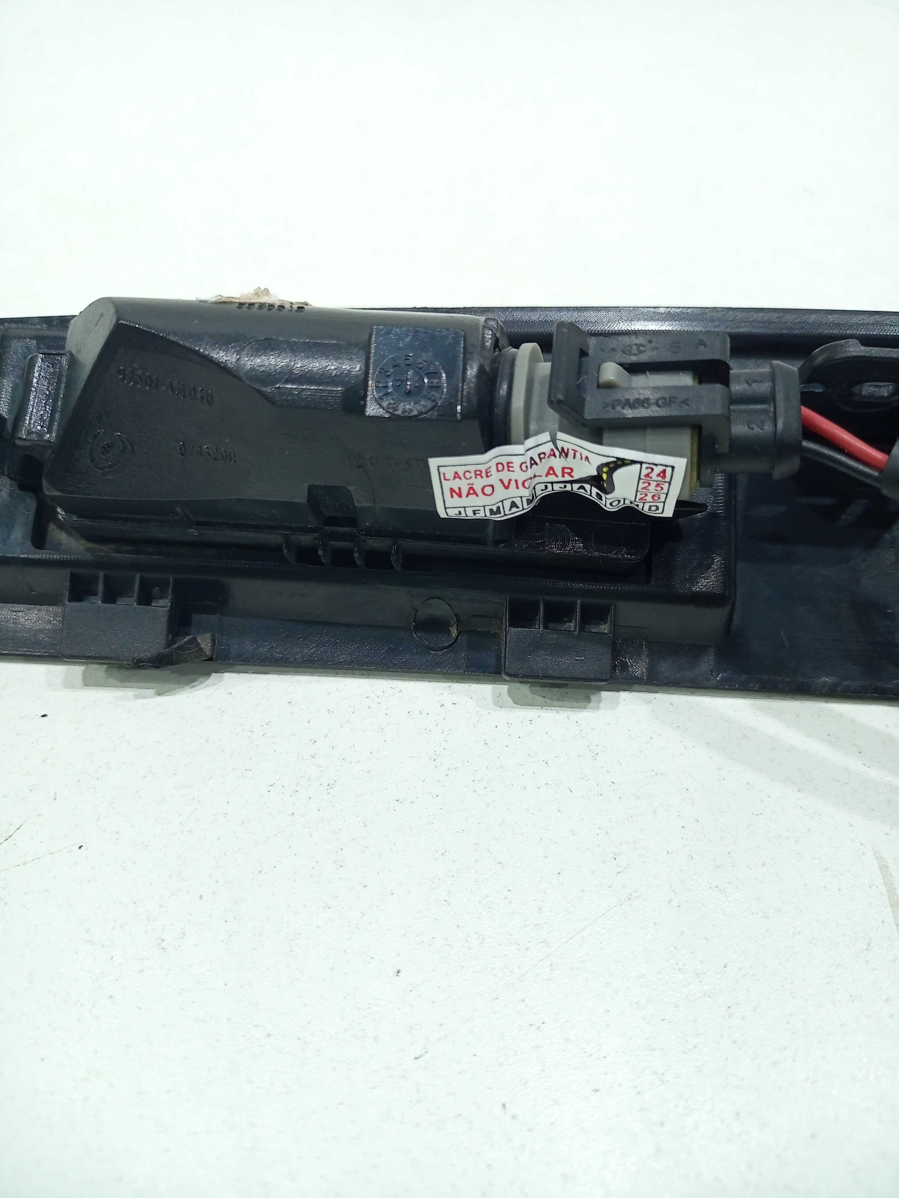 Friso Tampa Tras Com Camera E Luz Da Placa Jac T6 2016 8