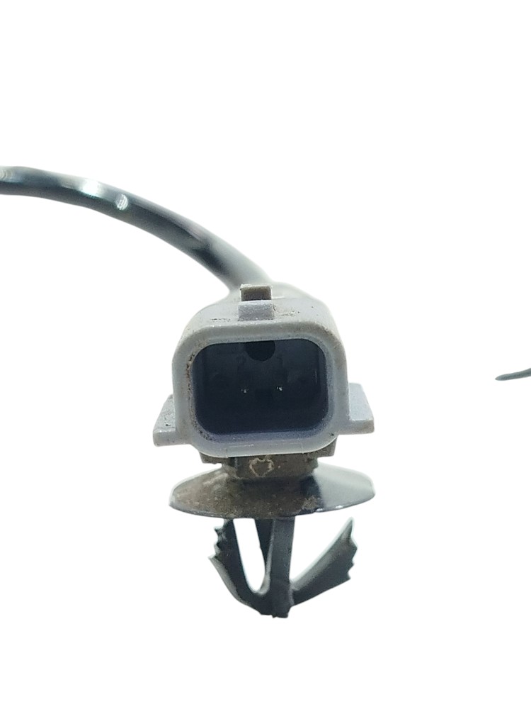 Sensor abs tras esq nissan march versa 2012 a 2020 2