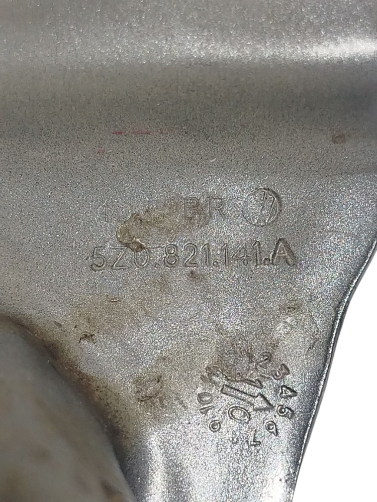 Suporte Paralama Esquerdo Fox 2011 A 2014  5z0821141a 5