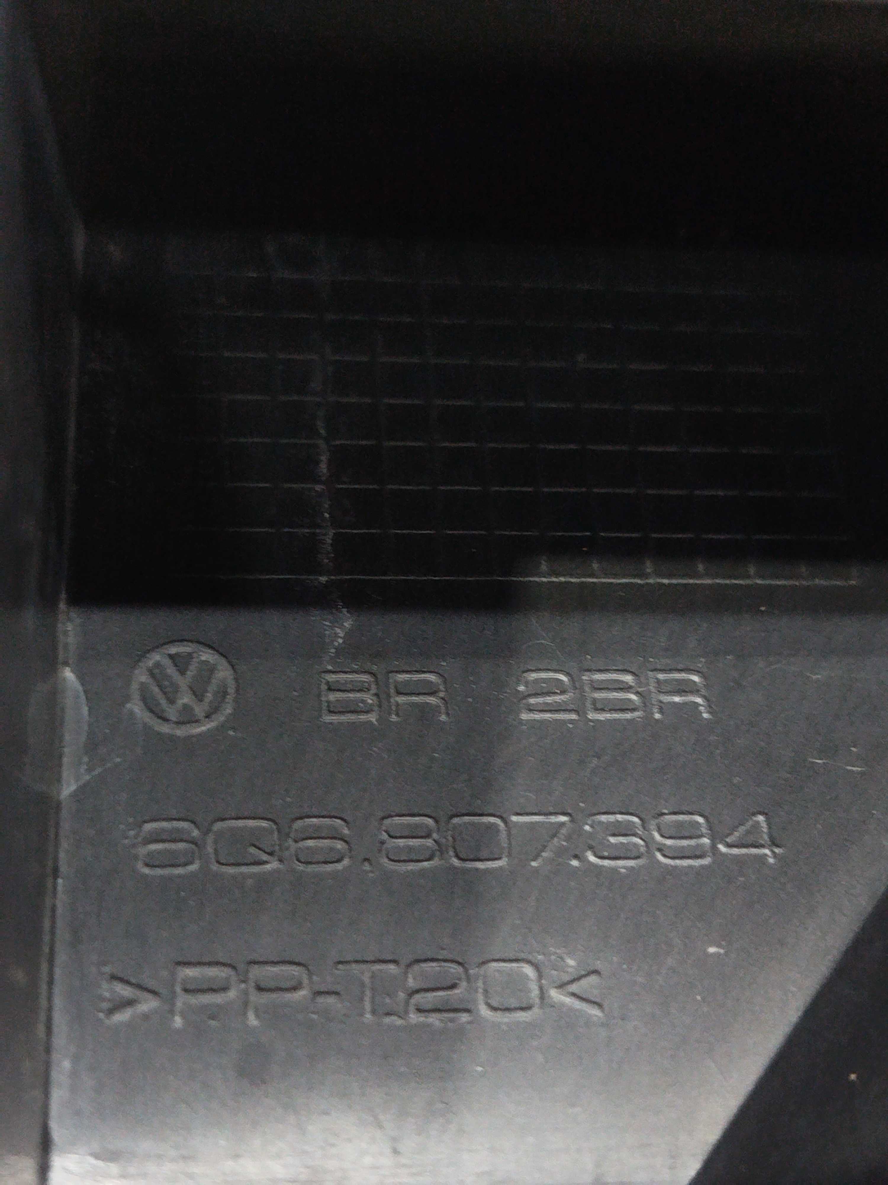 Guia Para-choque Traseiro Direito Polo Hatch 1.6 2003 4
