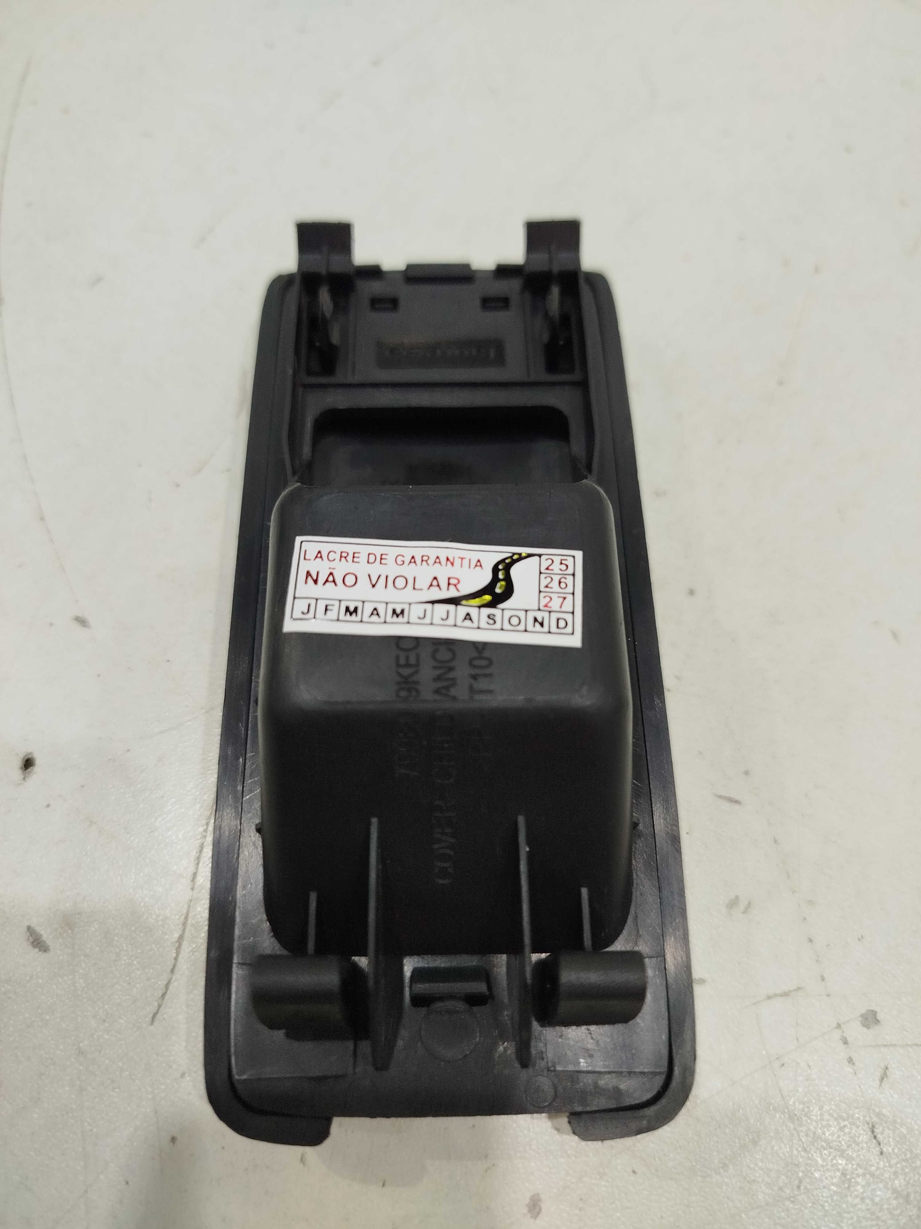 Trava Segurança Cadeirinha Nissan Versa 2020/21 3
