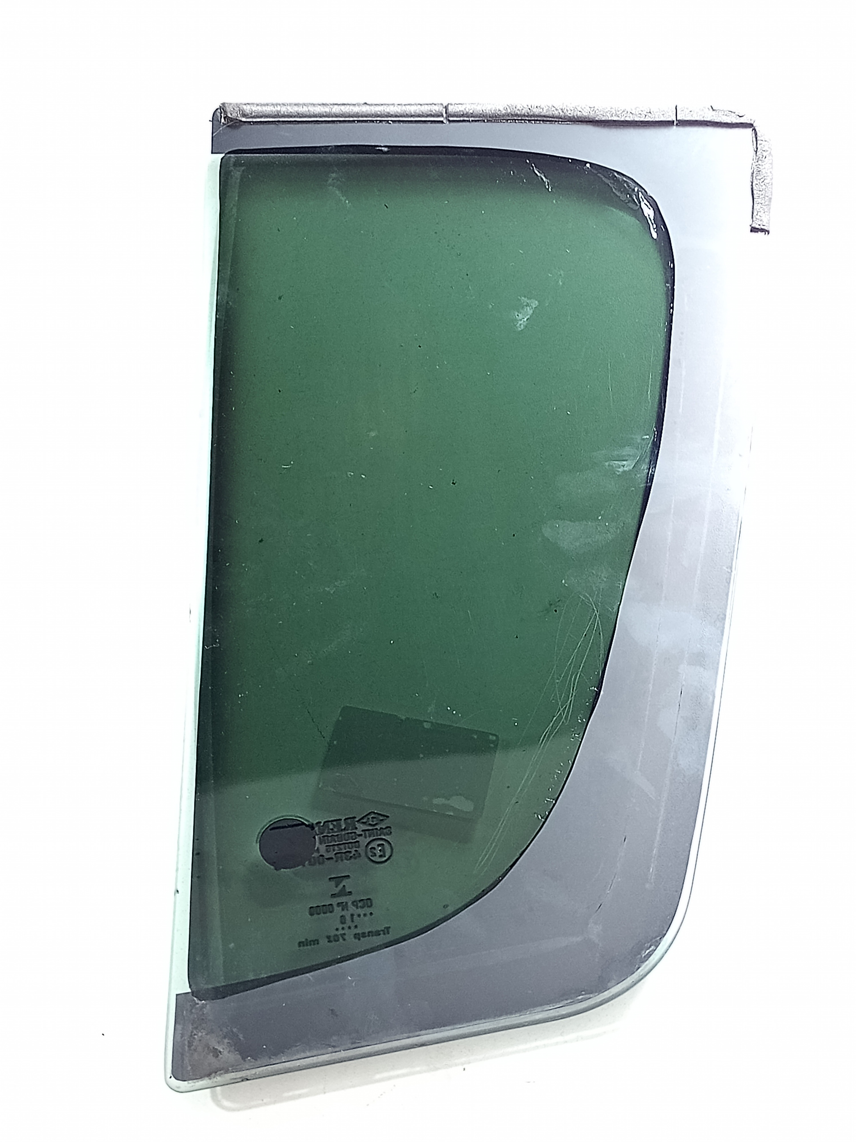 Vidro Fixo Porta Traseira Direita Sandero 2016 001150 2