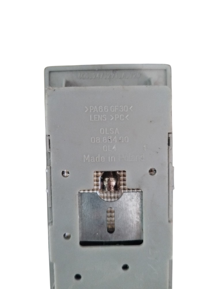 Luz Teto Cortesia Voyage 1.6 2018 6q947291ay20 5
