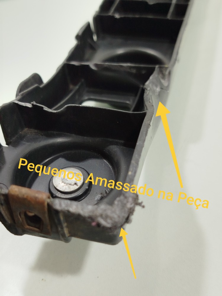 Guia Para-choque Tras Esq Gm Prisma 2015 2