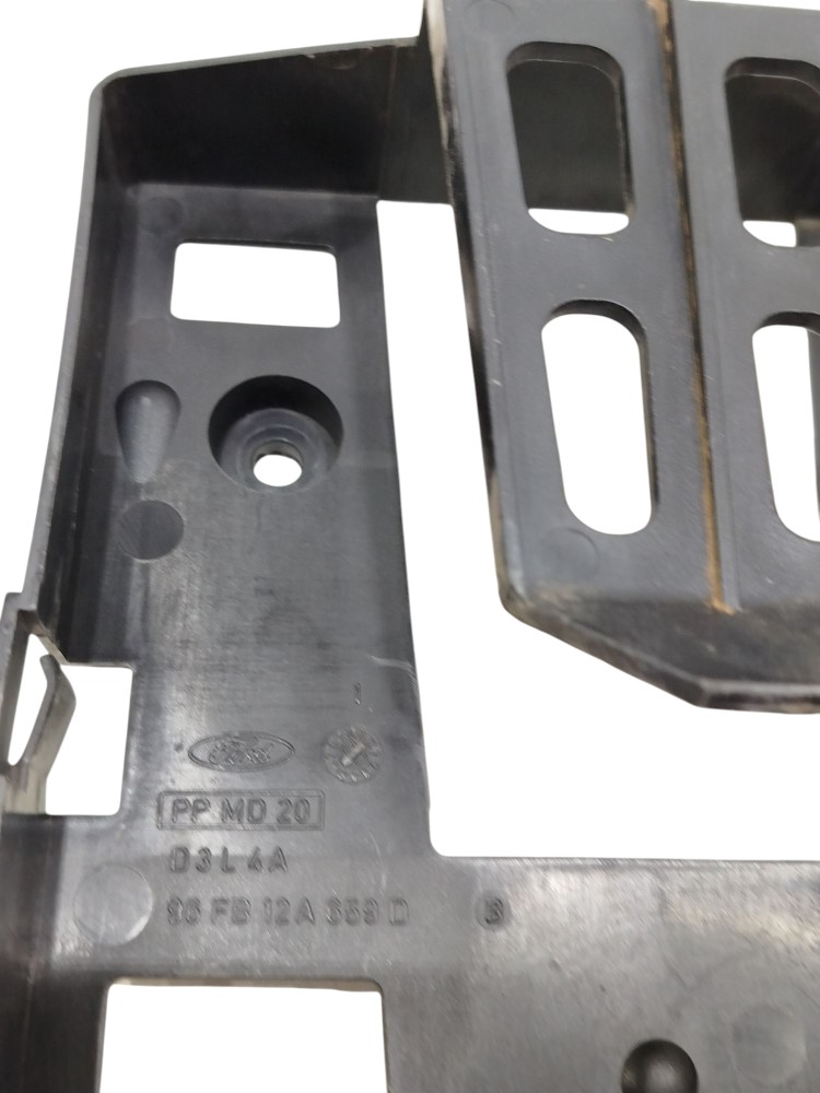 Suporte Módulo Injeção Ford Courier 1.6 2003