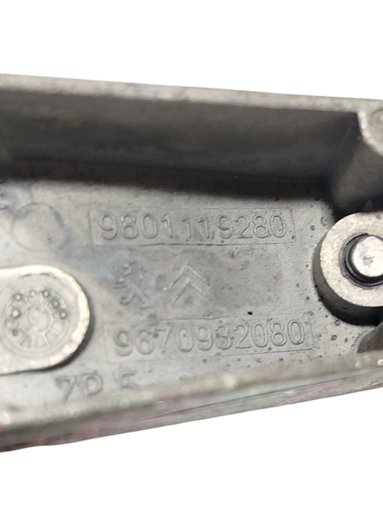 Suporte Maçaneta ext Tras Esq Peugeot 208 2014 9670932080 7