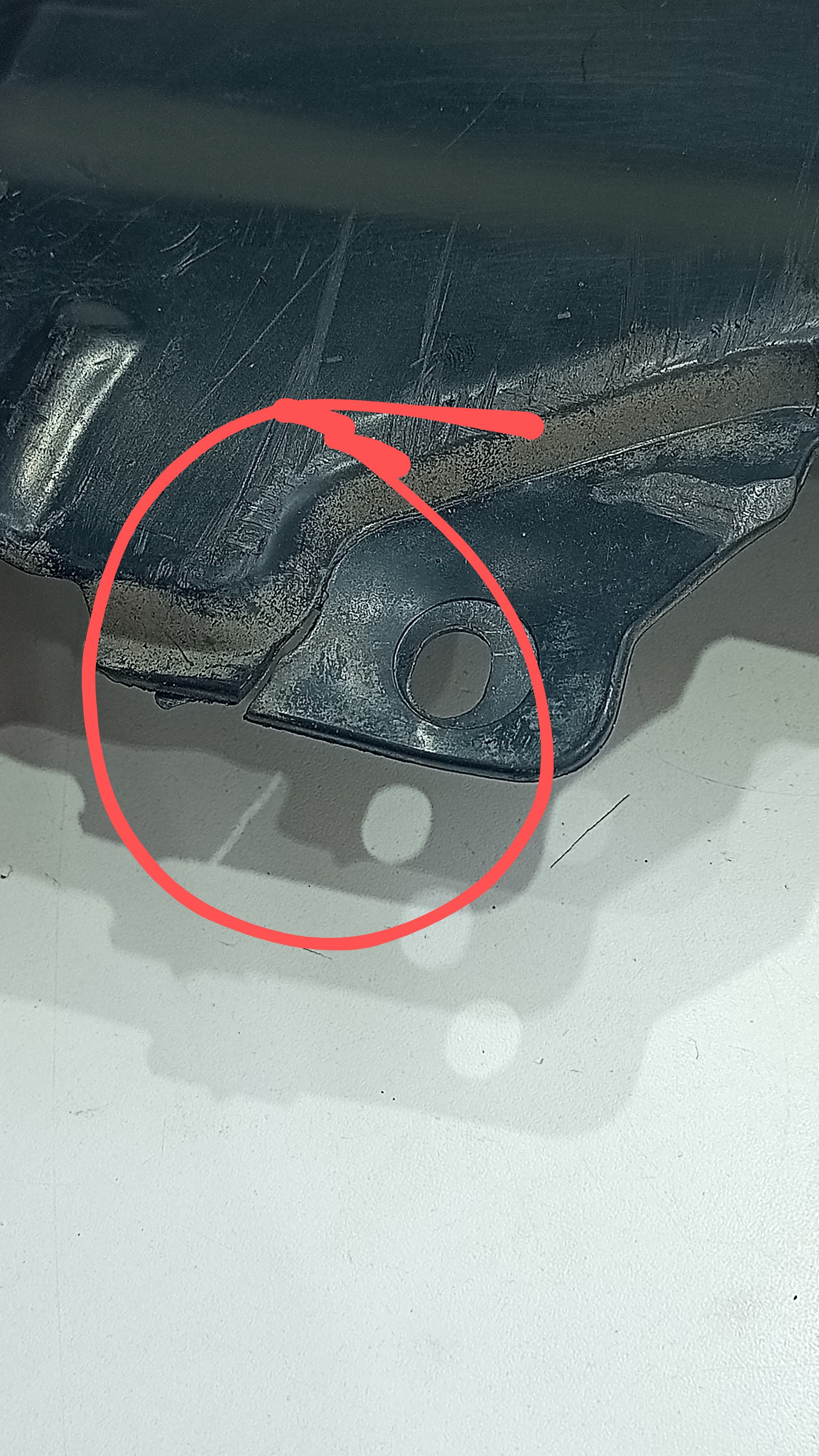 Protetor Tanque Combustível Renault Sandero 2016 Detalhe 7