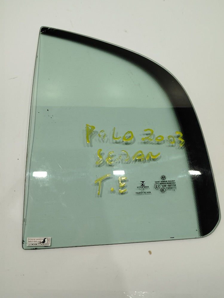 Vidro Fixo Traseiro Esquerdo Polo Sedan 2003 2
