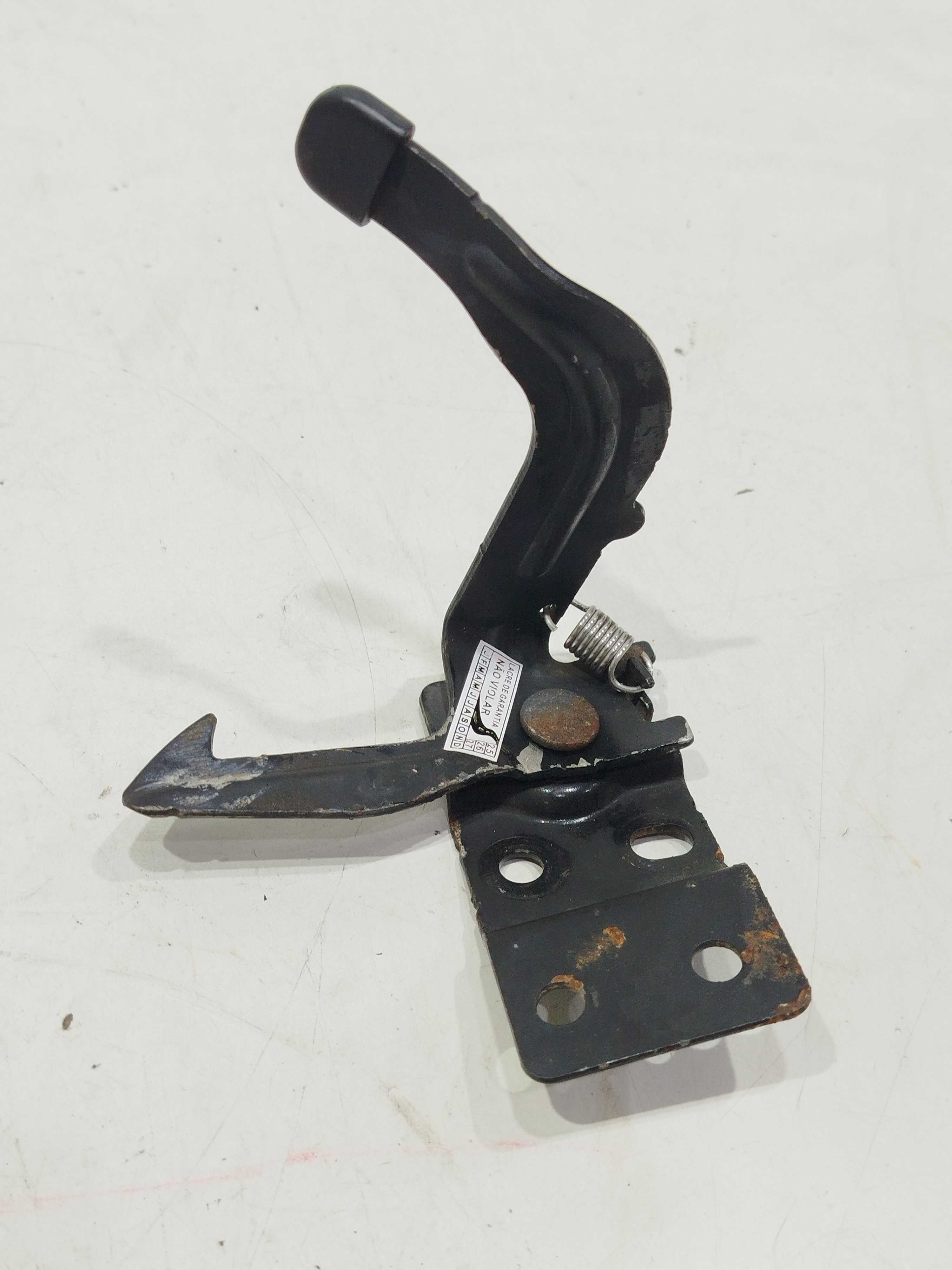 Alavanca Abertura Capo Nissan Versa V Drive 2020/21