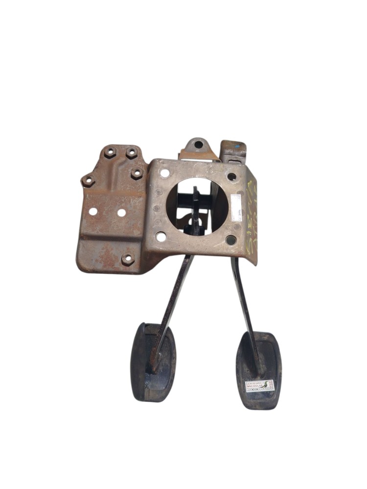 Pedaleira Embreagem Freio Fiat Strada 2015 4