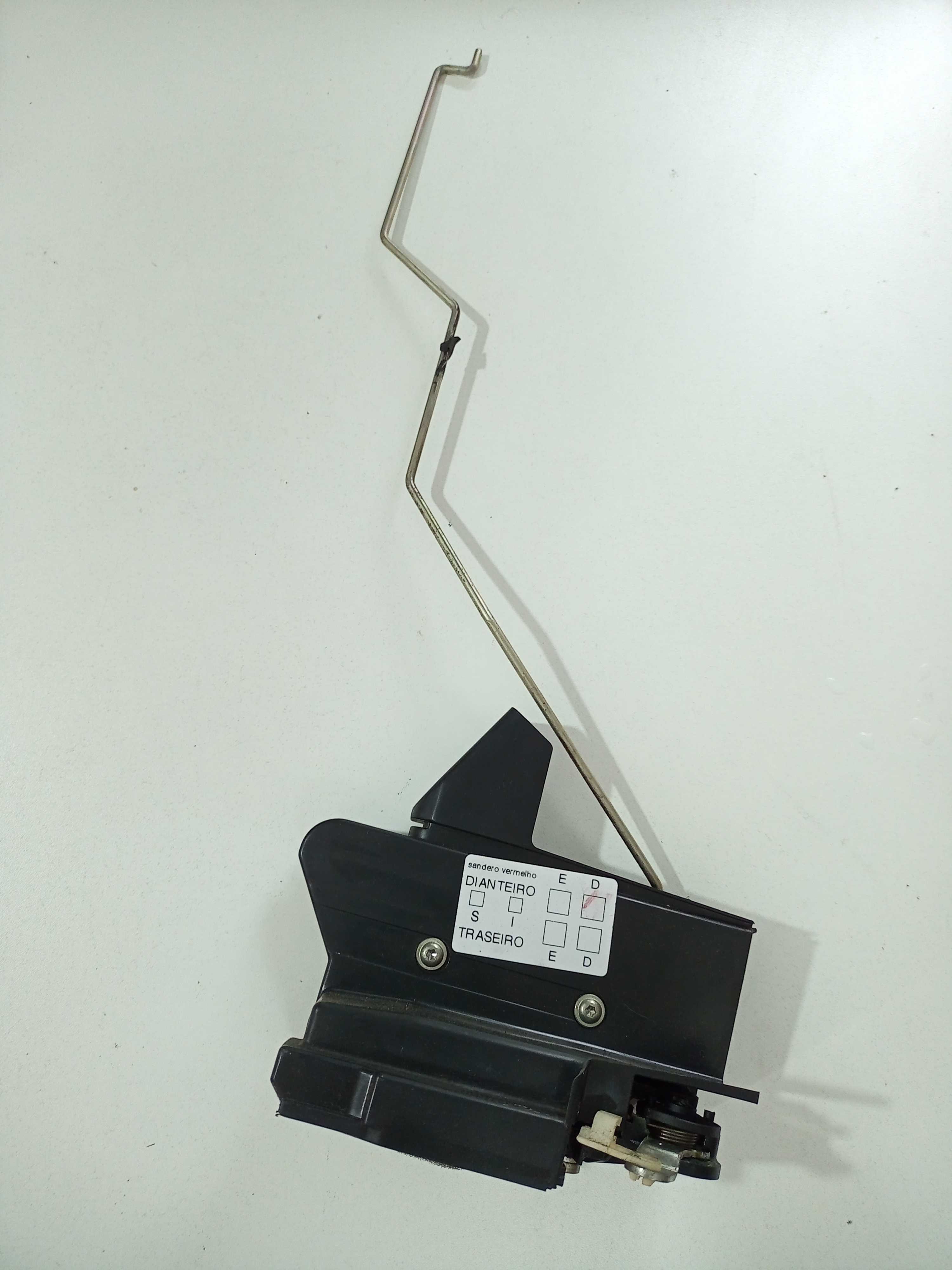 Fechadura Porta Dianteira Direita Sandero 2016 2
