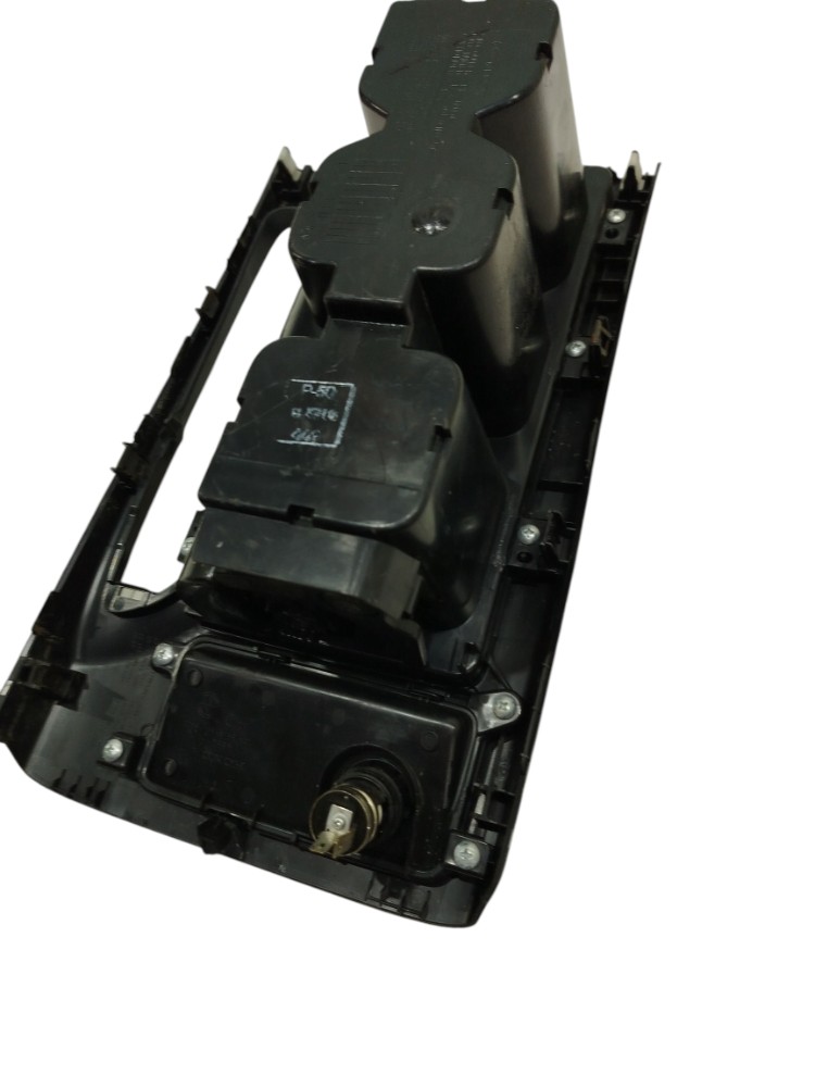Acabamento Moldura Console Porta Copo Tomada 12v Crv 2012