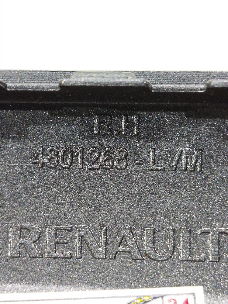 Moldura Puxador Porta Direito Renault Duster 2015  Grafite 6