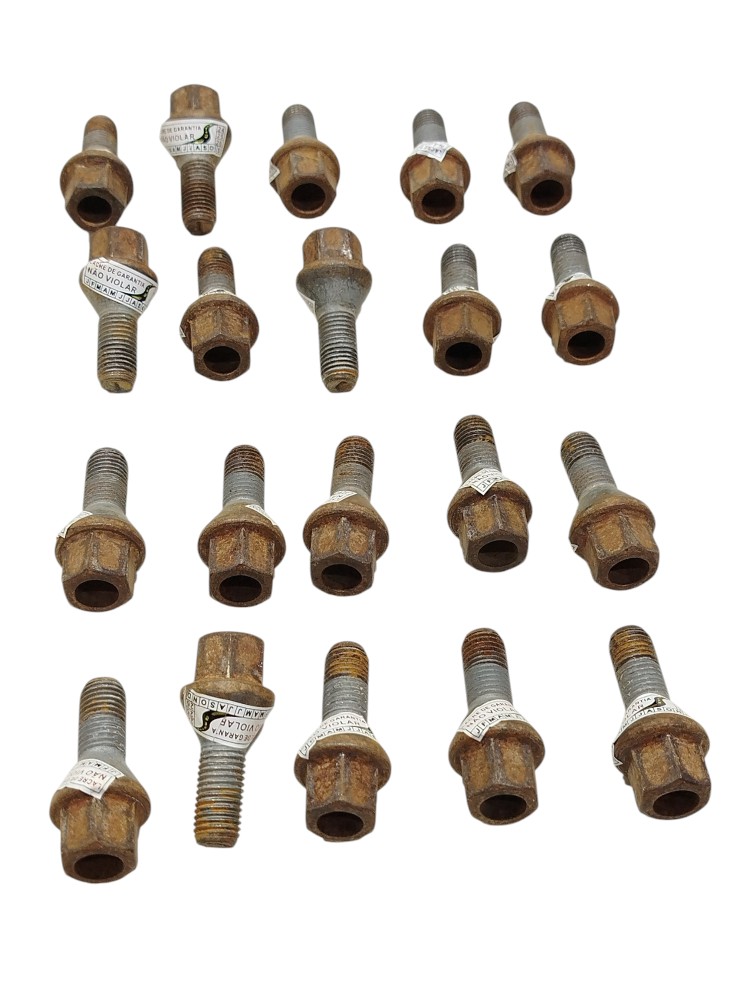 Kit Parafuso Roda 20 Unidades Duster 4×4 2.0 2015 1