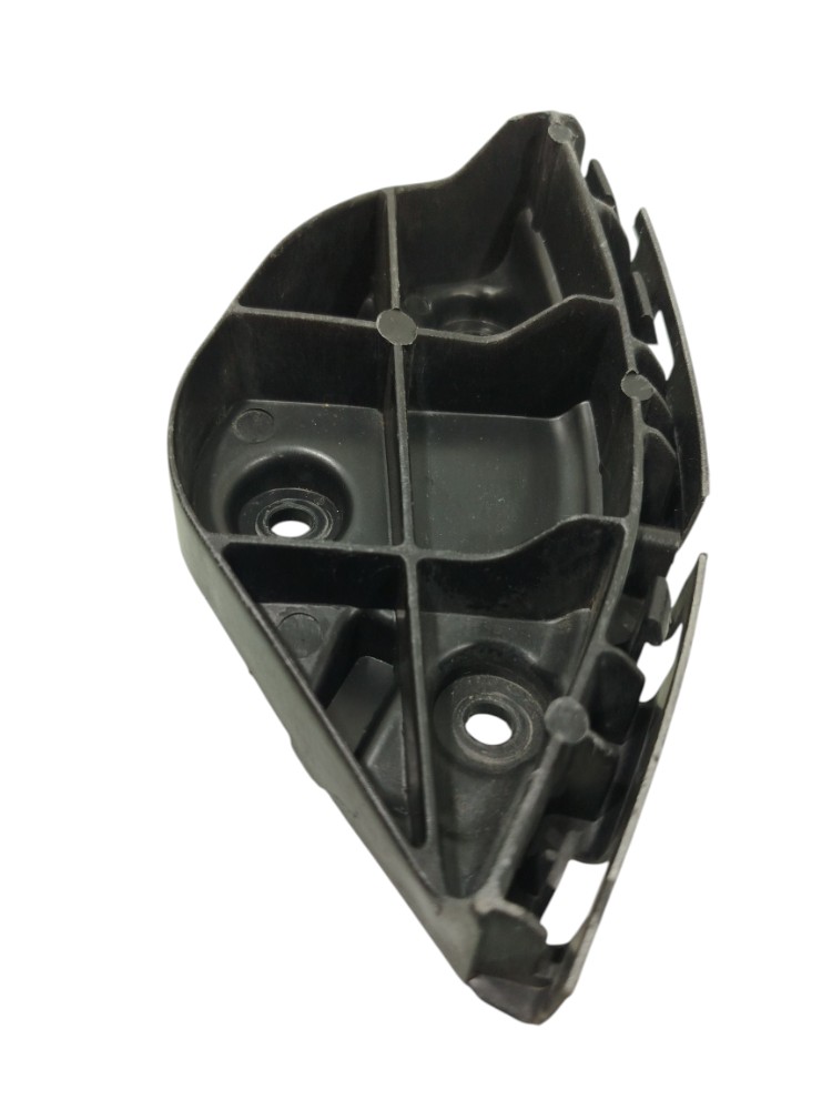 Suporte Guia Parachoque Dianteiro Direito Vw Fox 2010 A 2014 1