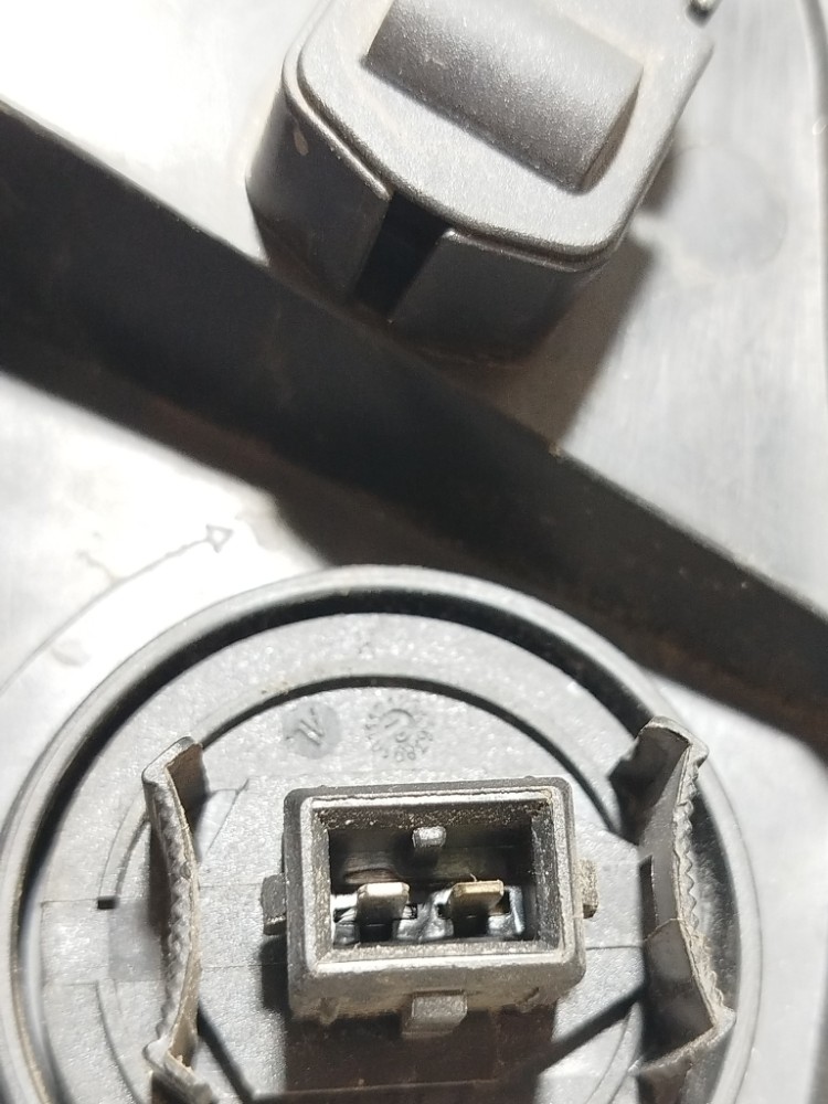 Farol Dianteiro Direito Fiat Uno 2010 A 2013 51827928 Direito/passageiro 6