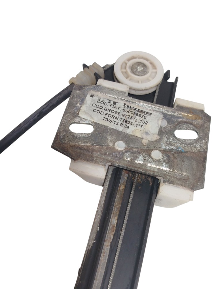 Máquina Vidro Manual Diant Dir Fiat Fiorino 2004 97251102 3