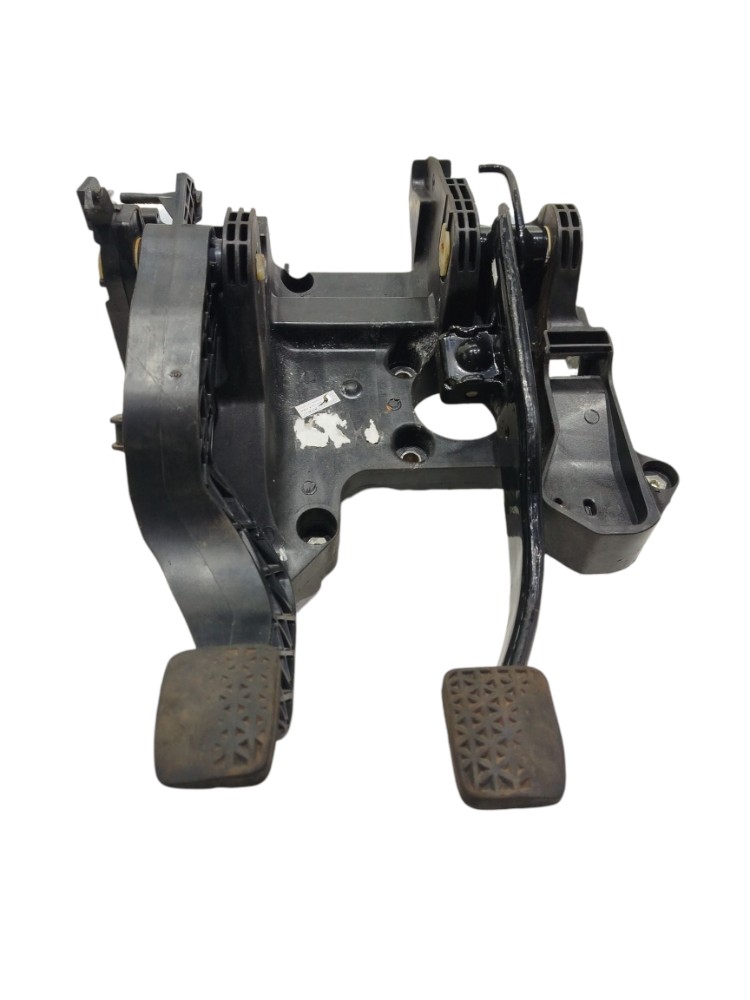 Pedal Pedaleira Suporte Freio Embreagem Gm Spin 1.8 2018 2