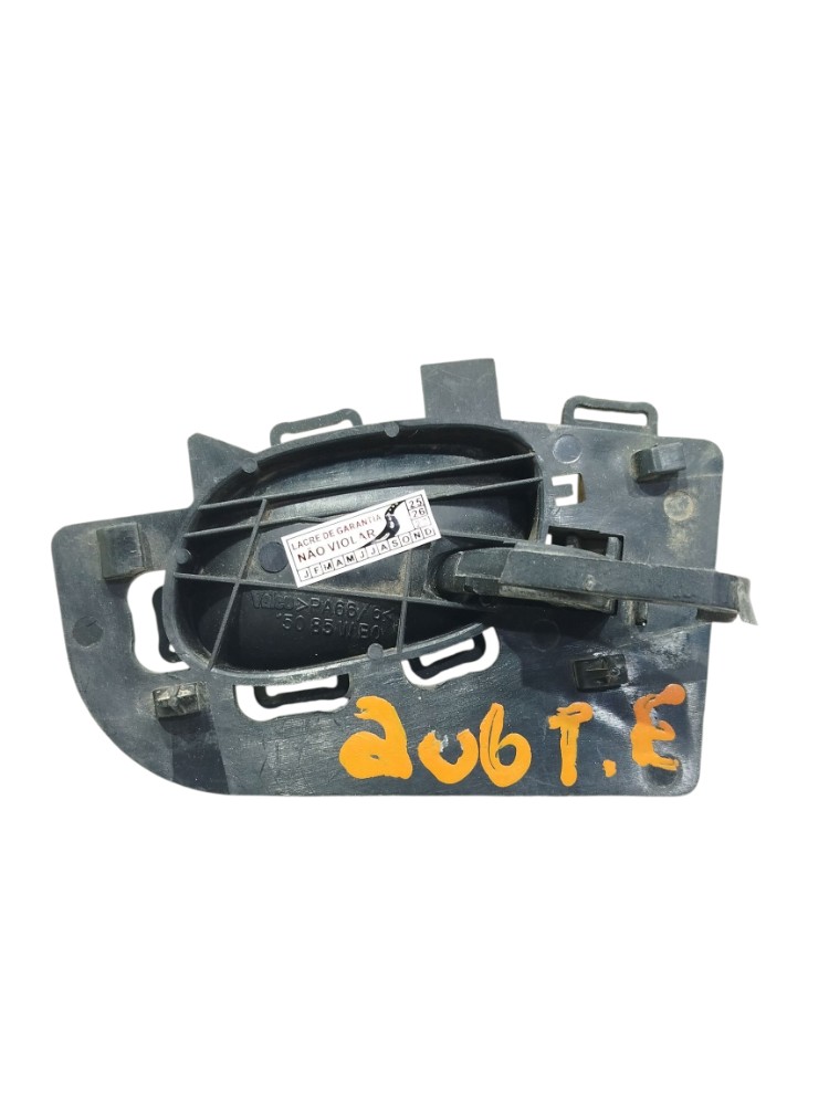 Maçaneta Int Diant Esq Motorista Peugeot 206 1999 A 2004 4