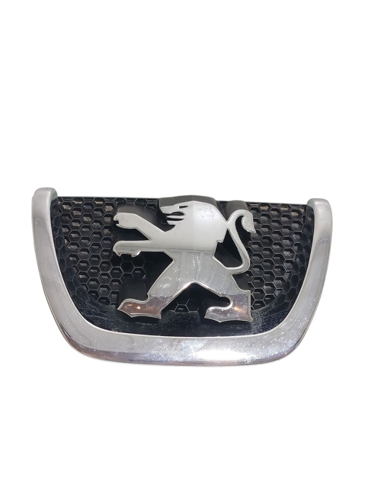 Emblema Grade Parachoque Diant Peugeot 207 2008 9687111777 2