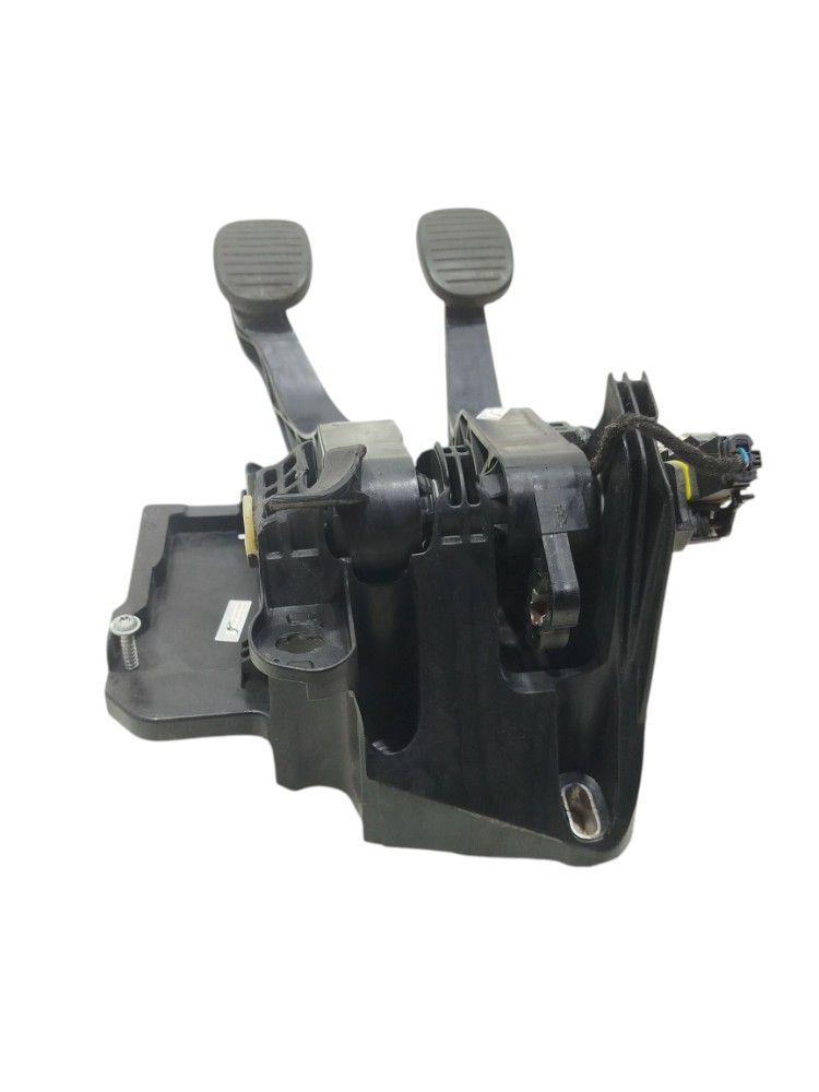 Pedal Embreagem Fiat Strada End 1.4 22 2583261004 5