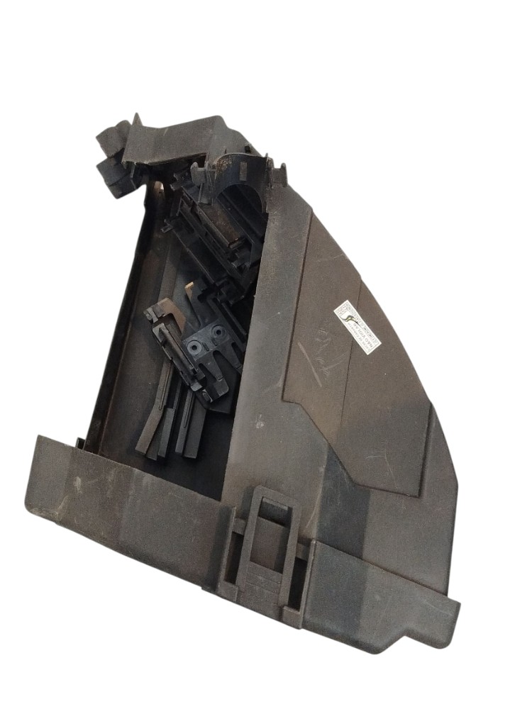 Tampa Caixa Fusíveis Rele 1.6 Sce Renault Megane 1999 A 2008 Preta