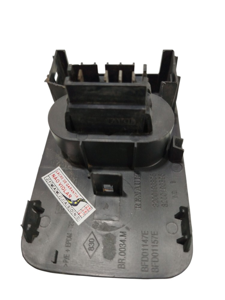 Moldura Botão Desembaçador Renault Clio 2005 A 2008 4