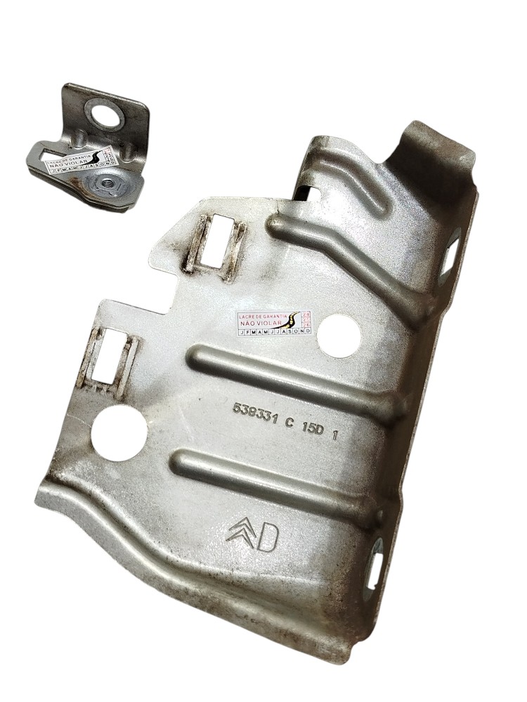 Suporte Inferior Paralama Dianteiro Direito C4 Picasso 2012 4