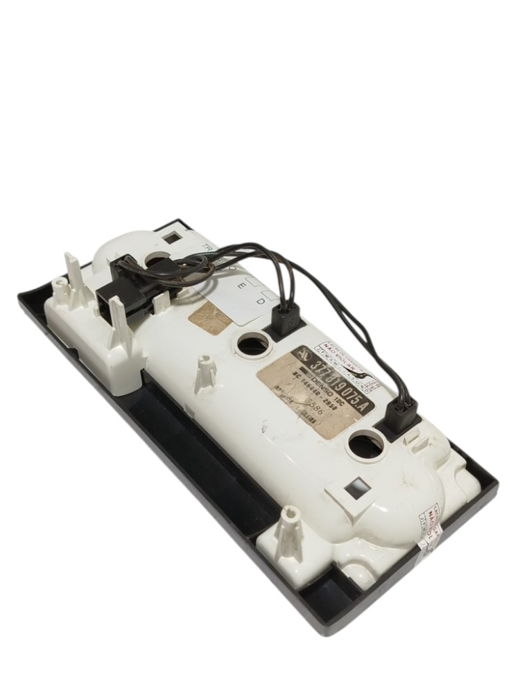 Moldura Comando Ar Volkswagen Gol 1000 1995 377819075A 6