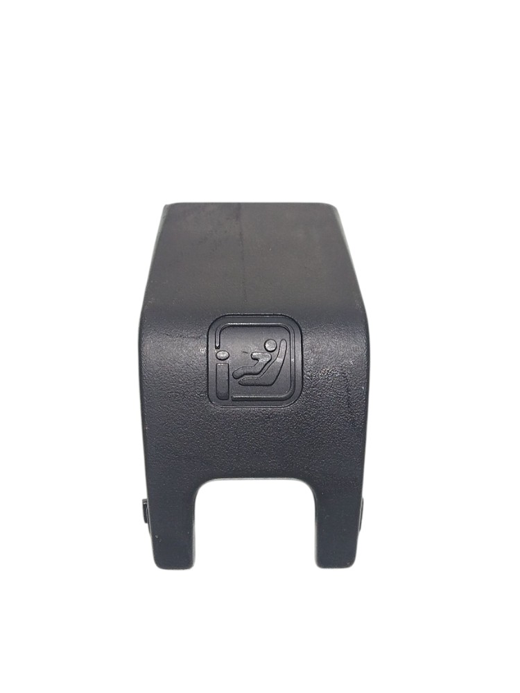 Moldura Isofix Banco Gm Tracker 1.0 Turbo 2023 26288549 Preto 1