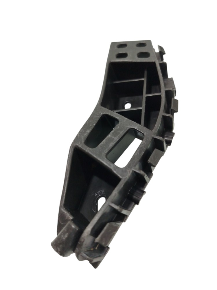 Guia Parachoque Diant Direito Vw Polo 2012 A 2015 4