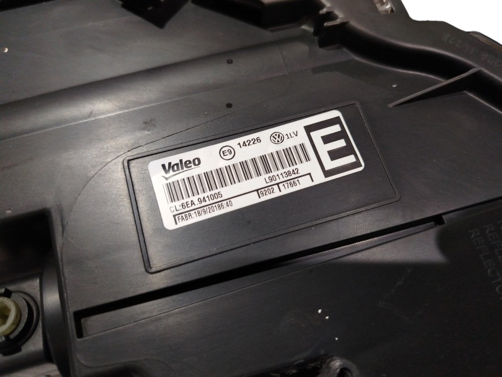 Farol Esquerdo Vw Polo Virtus 2021 Com Detalhe 7