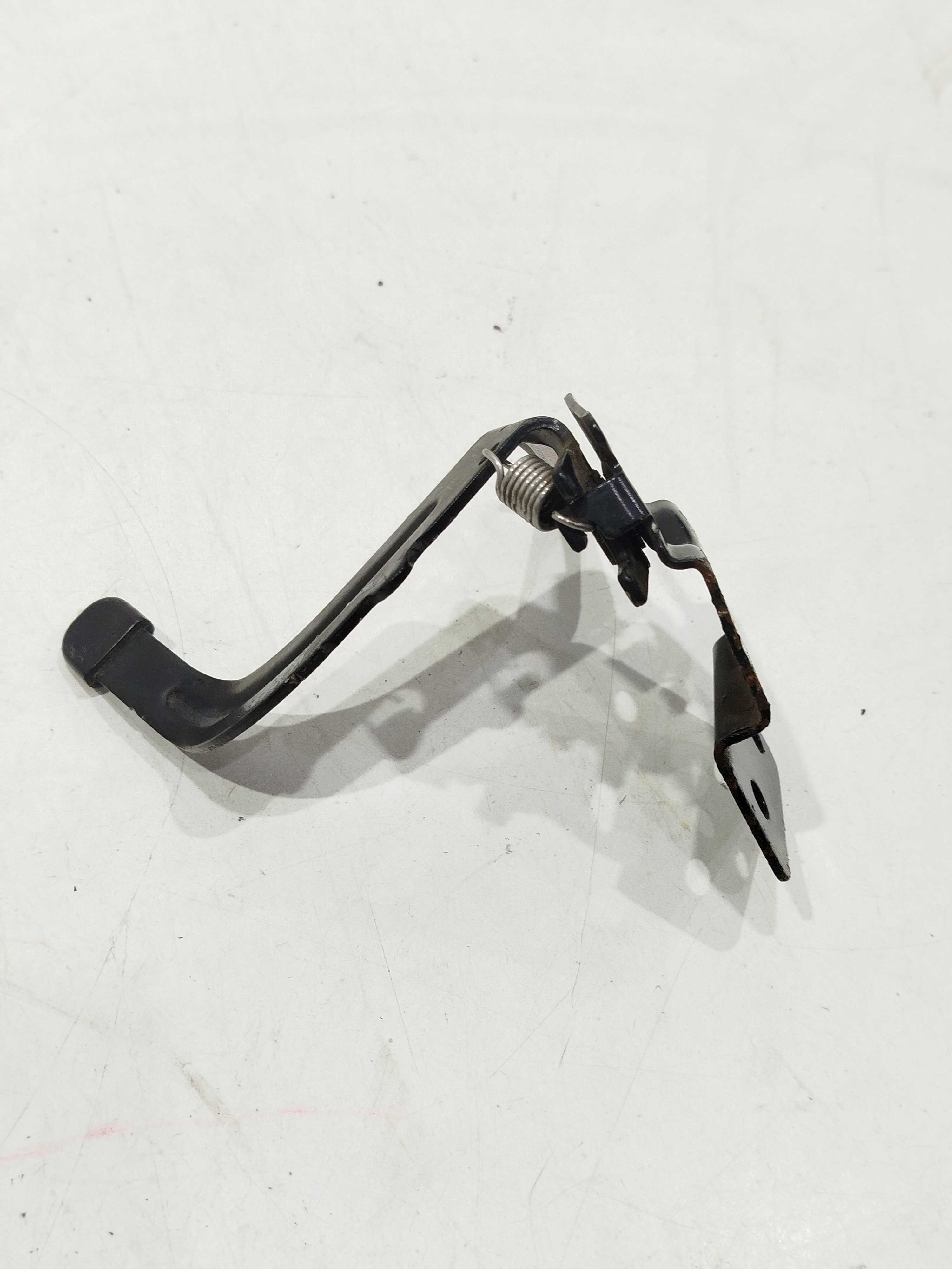 Alavanca Abertura Capo Nissan Versa V Drive 2020/21 3
