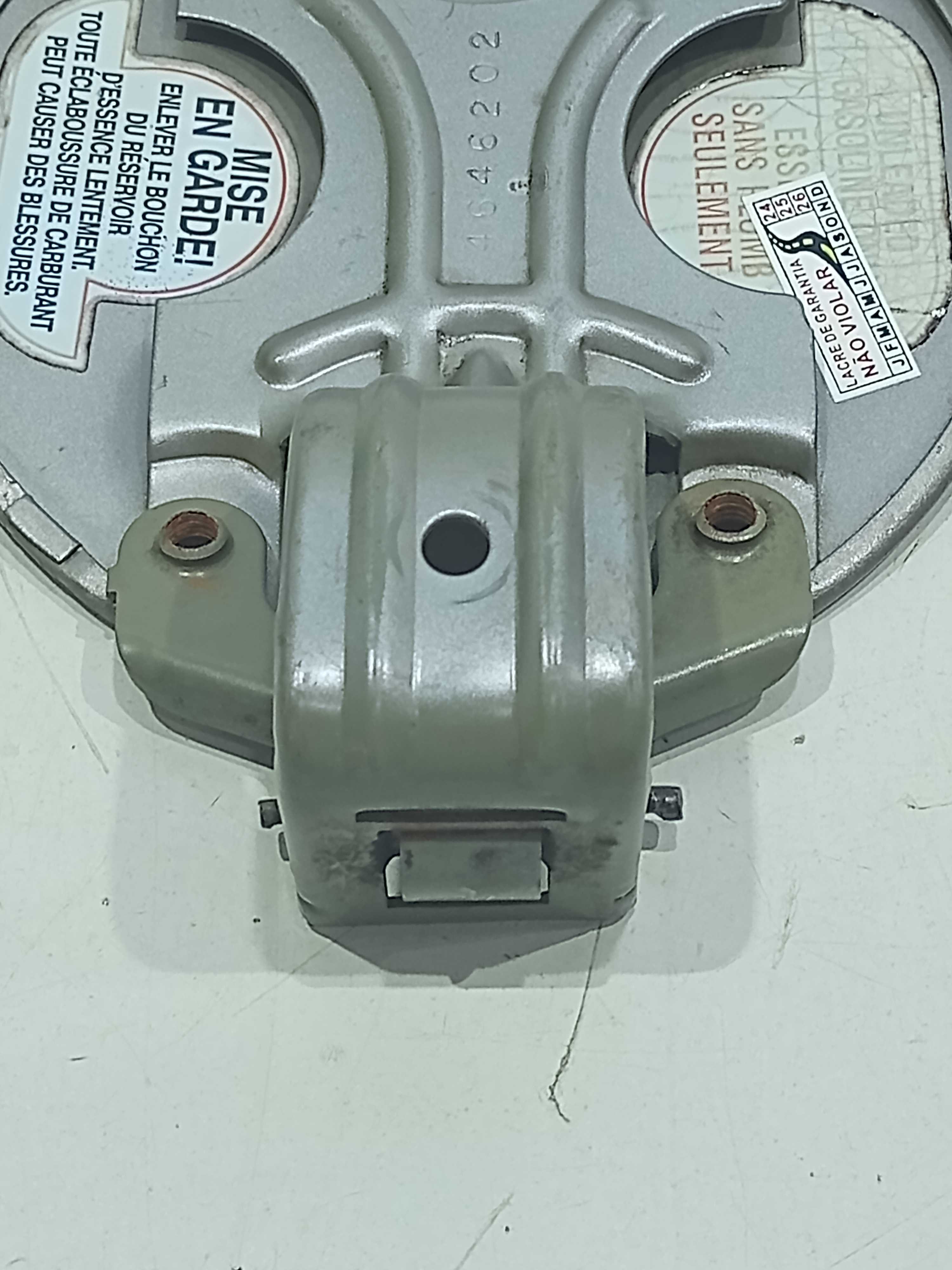 Tampa Portinhola Tanque Chrysler Stratus 1999 3