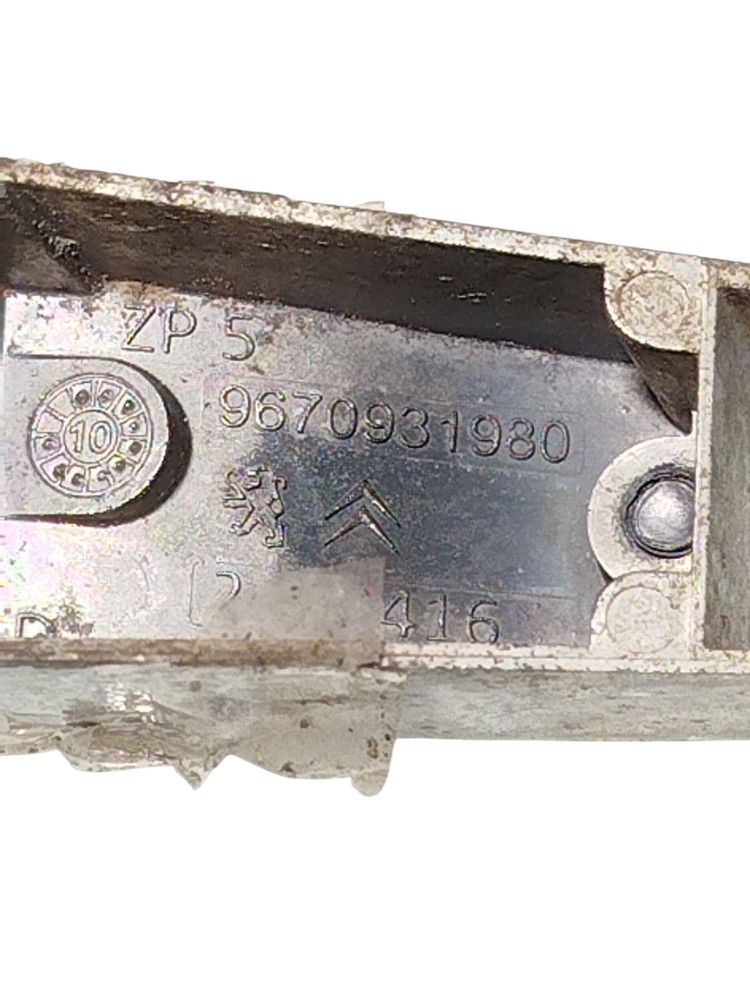 Suporte Maçaneta ext Diant Direita Citroen C4 pallas 2008 5