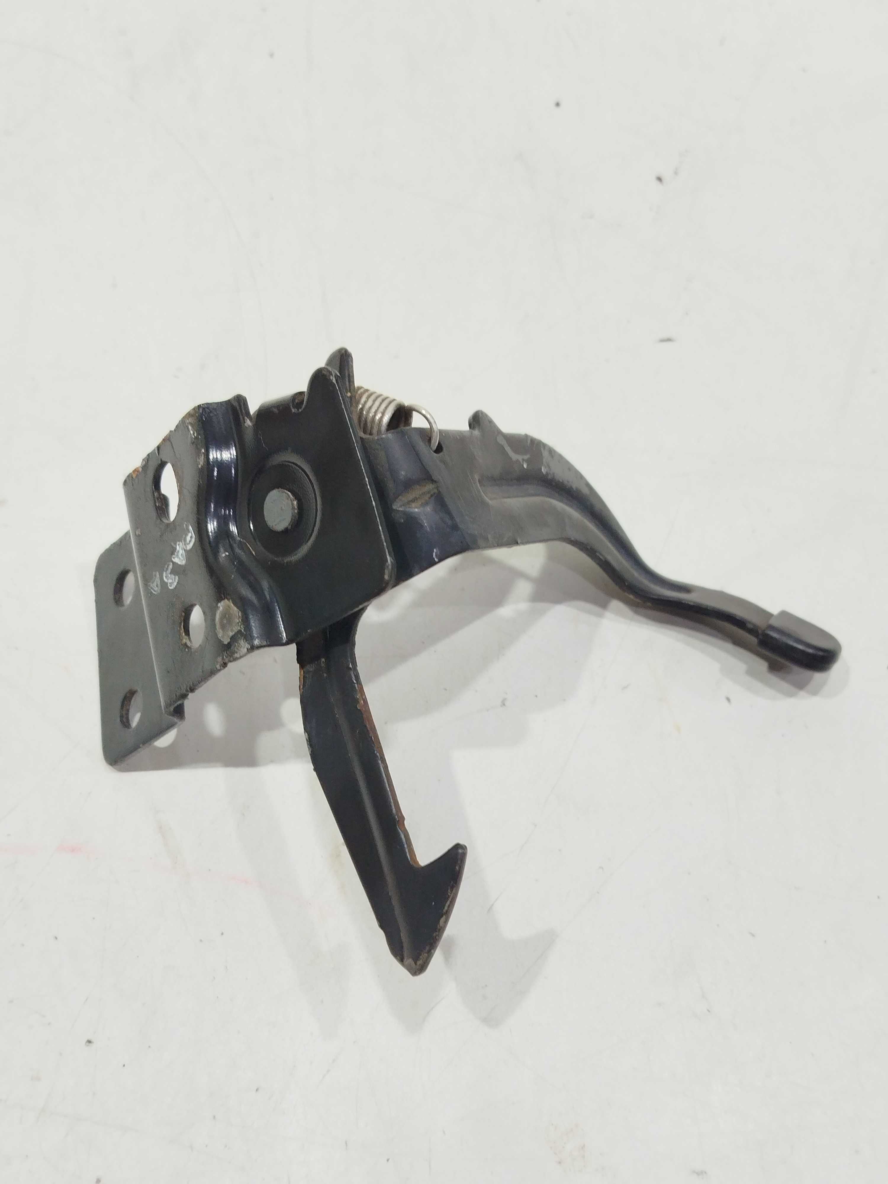 Alavanca Abertura Capo Nissan Versa V Drive 2020/21 2