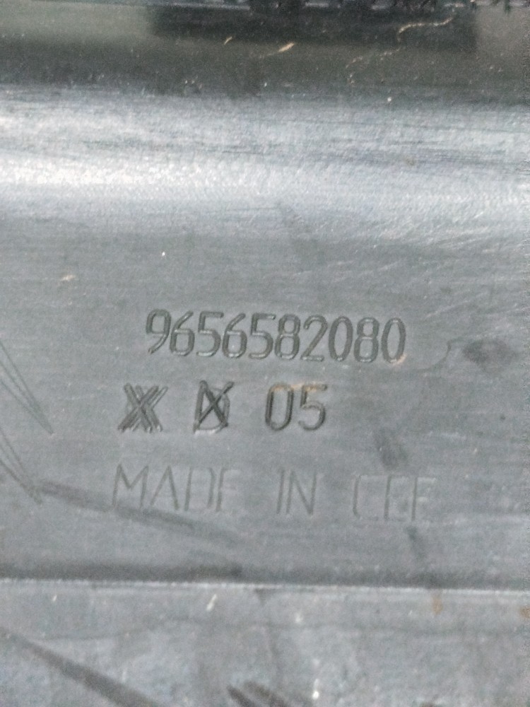 Guarnição Porta Diant Direita C4 Picasso Glx 2.0 16v 2012 5