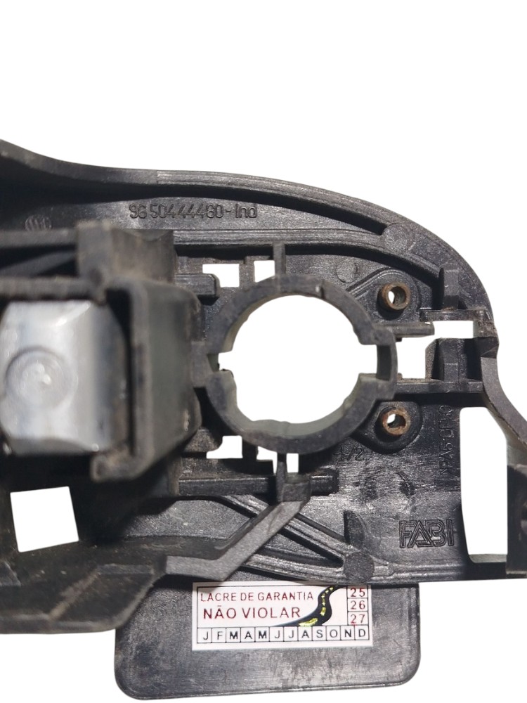Maçaneta externa porta Tras esq Citroen C3 2003 a 2012 5