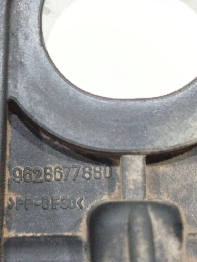 Suporte Radiador Peugeot 207 2009 1.4 9628677880 4