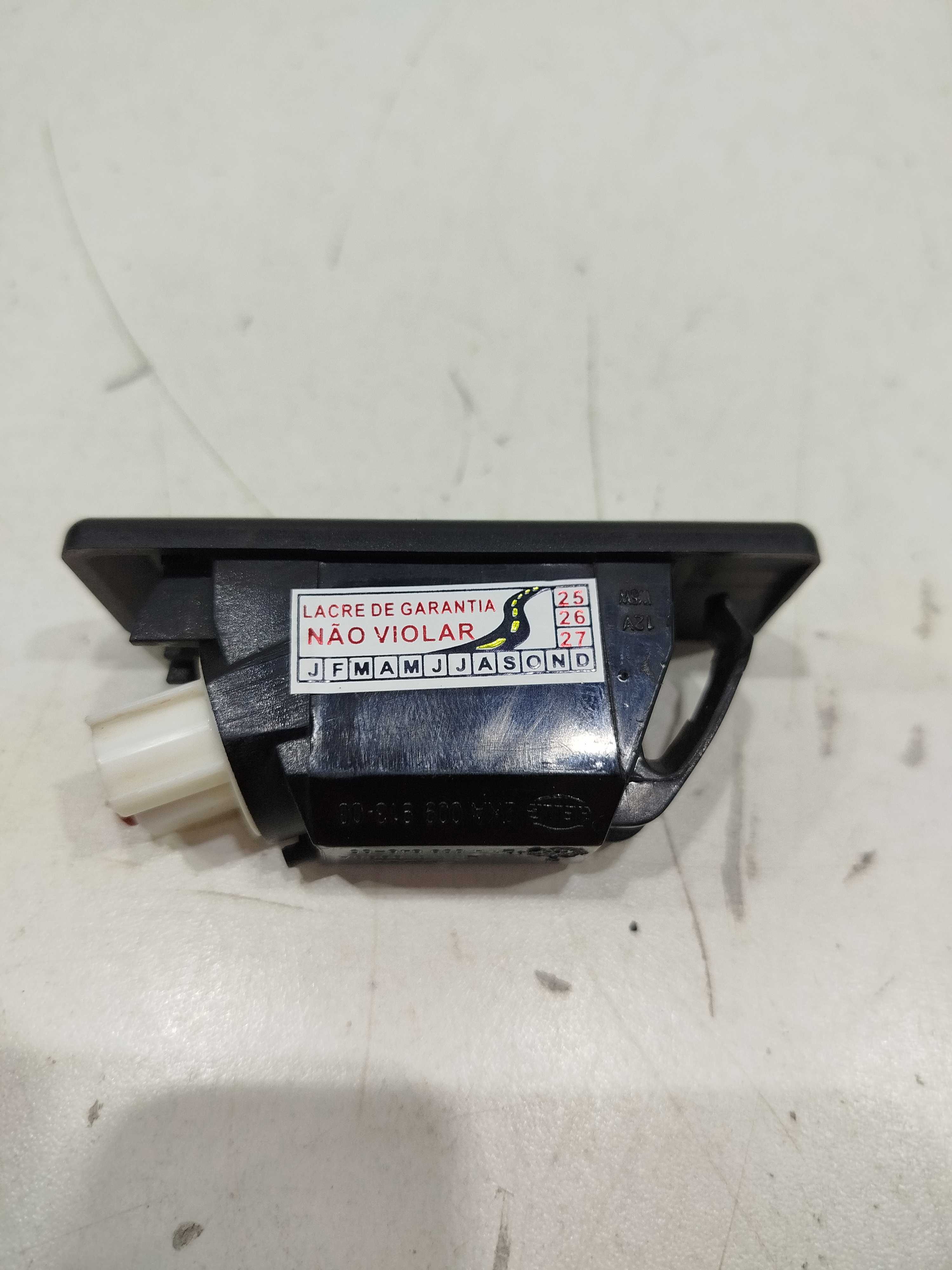 Luz Placa Nissan Versa V Drive 2020/21 Original 2