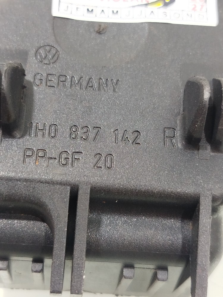 Maçaneta Interna Tras Direita Vw Golf 1994 A 1998 Preta Traseira 8