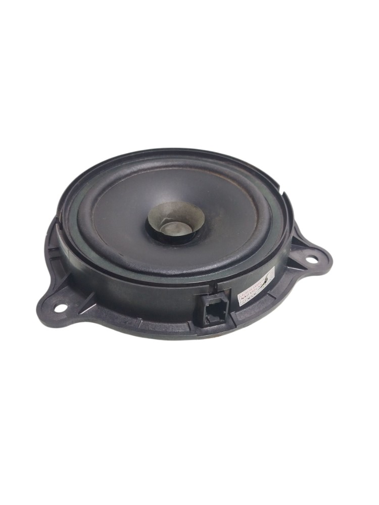 Alto Falante Porta Diant Esq Nissan Versa Sl 2013 2