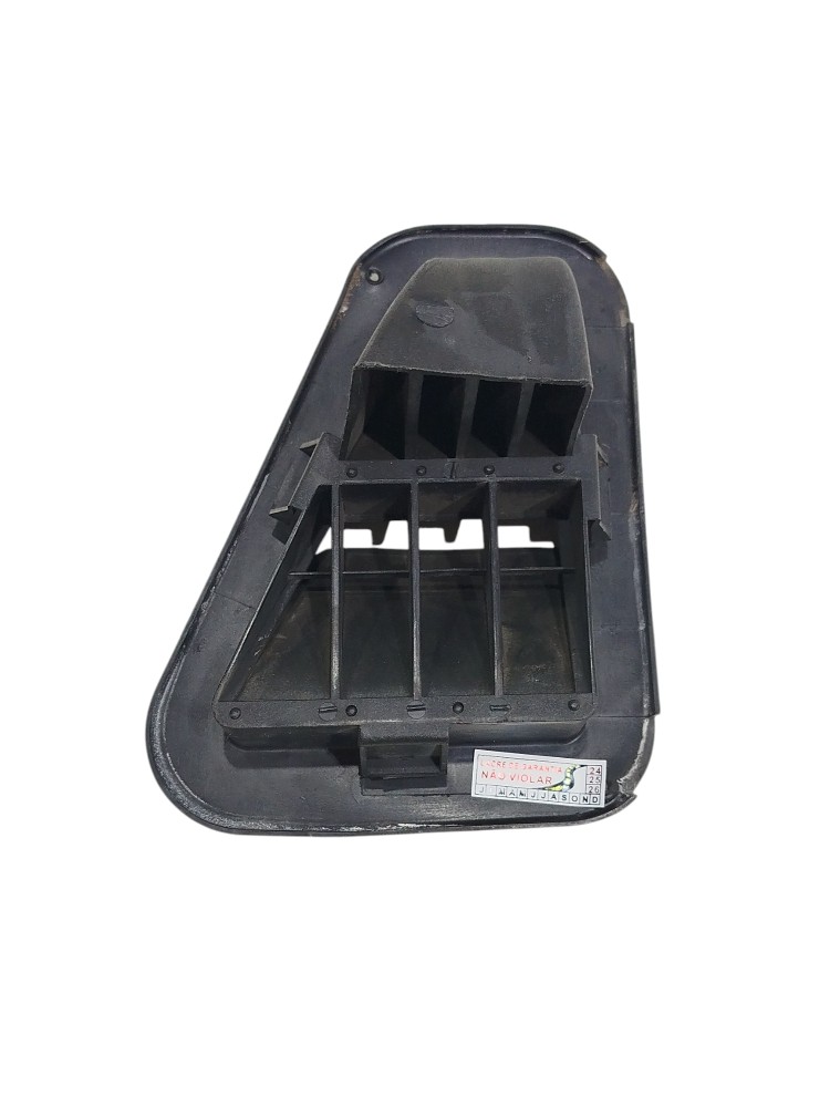 Difusor Ar Tras Esq Vw Gol Voyage 1.6 2018 5w0819465a 2