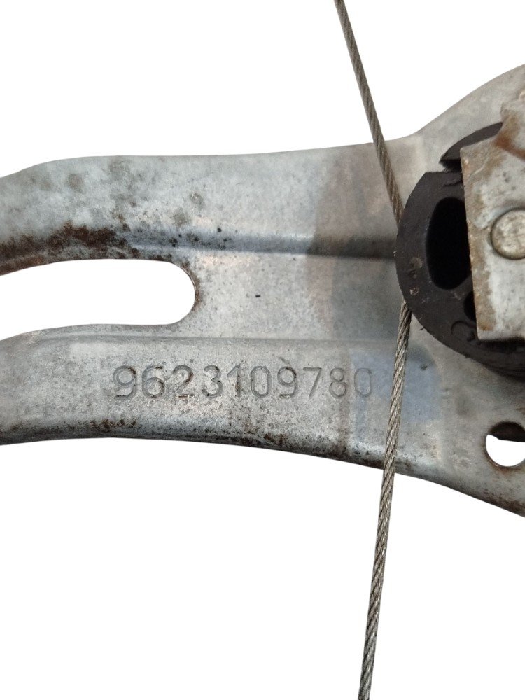 Máquina Vidro Manual Traseiro Esquer Peugeot 206 1999 6