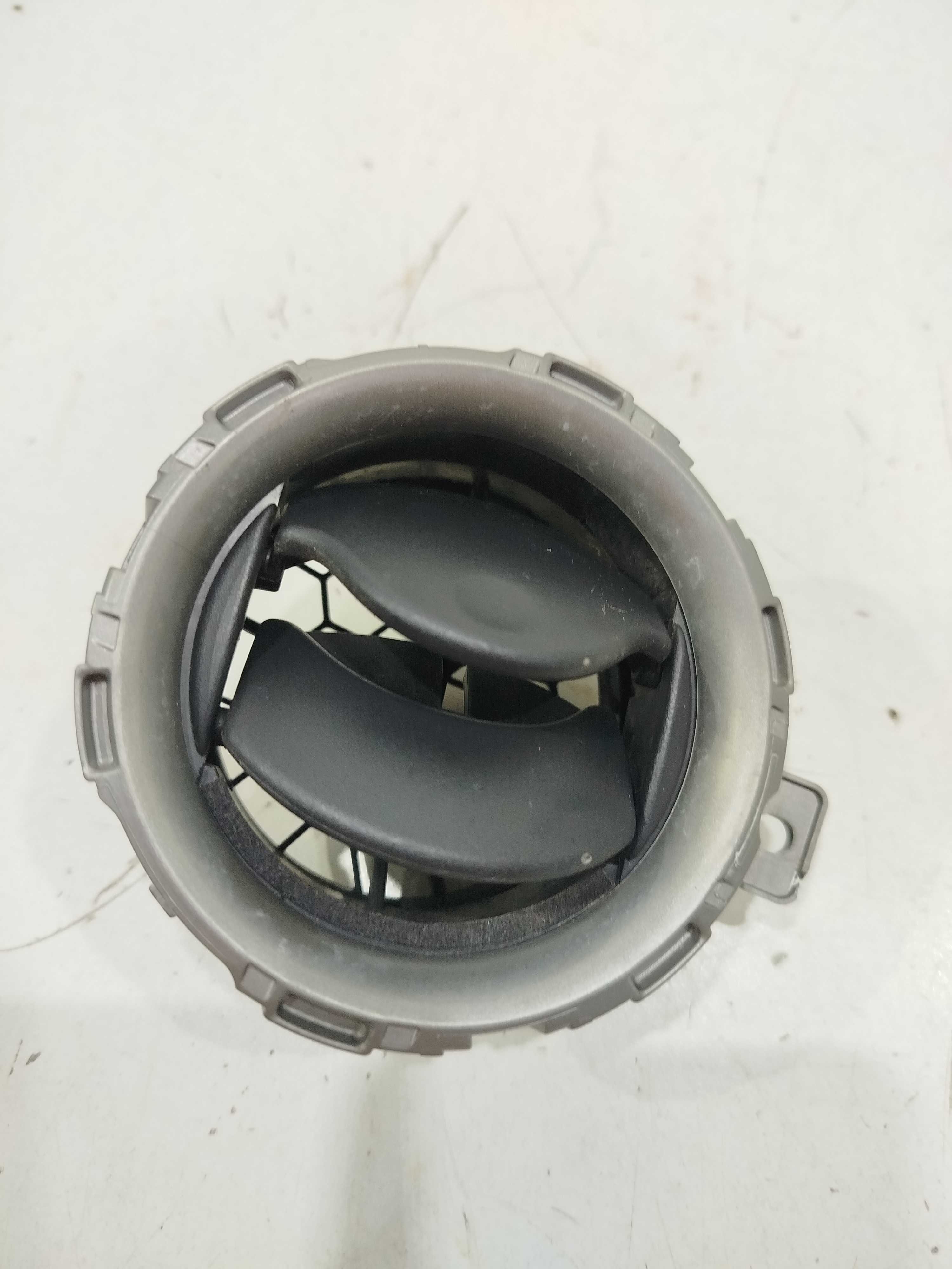 Difusor Ar Painel Nissan Versa V Drive 2020/21 Original 1