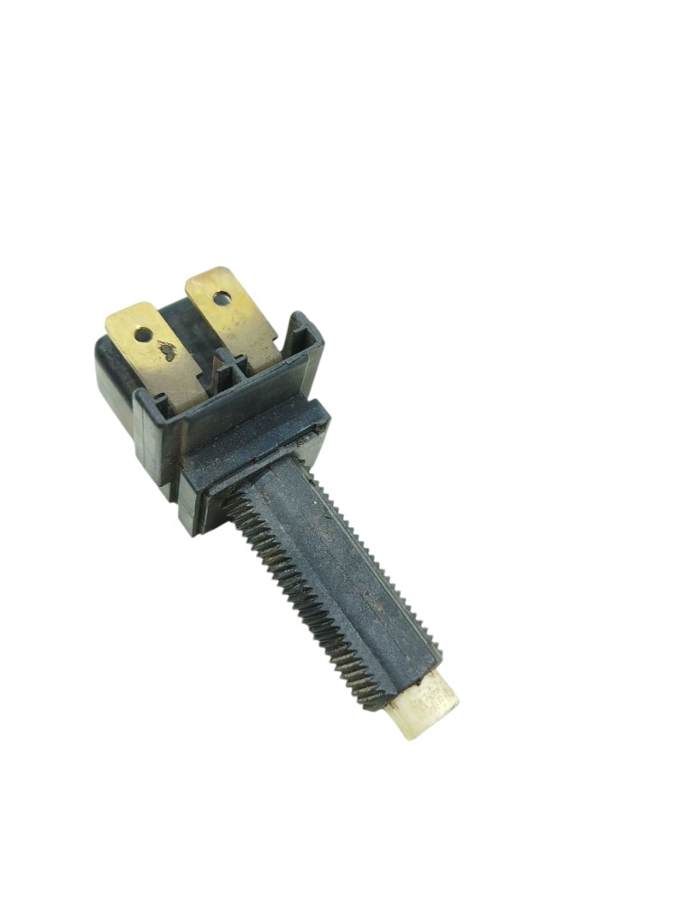 Interruptor Luz Freio Ford Courier 1.6 2003 2