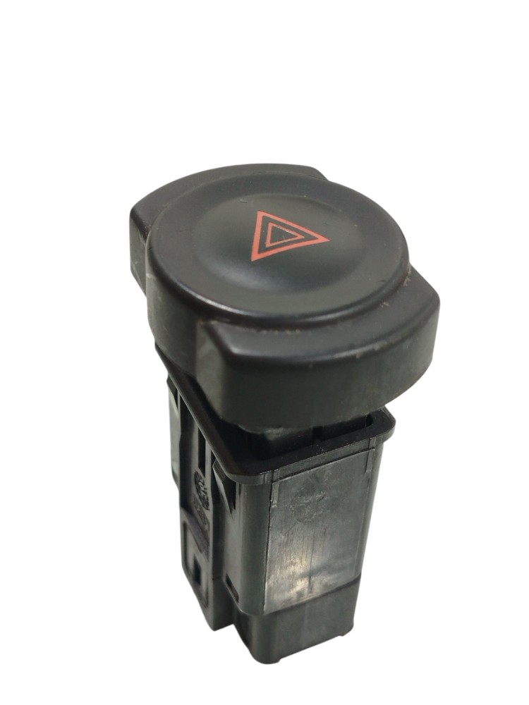 Botão Pisca Alerta Renault Logan Sandero 2008 a 2013 1