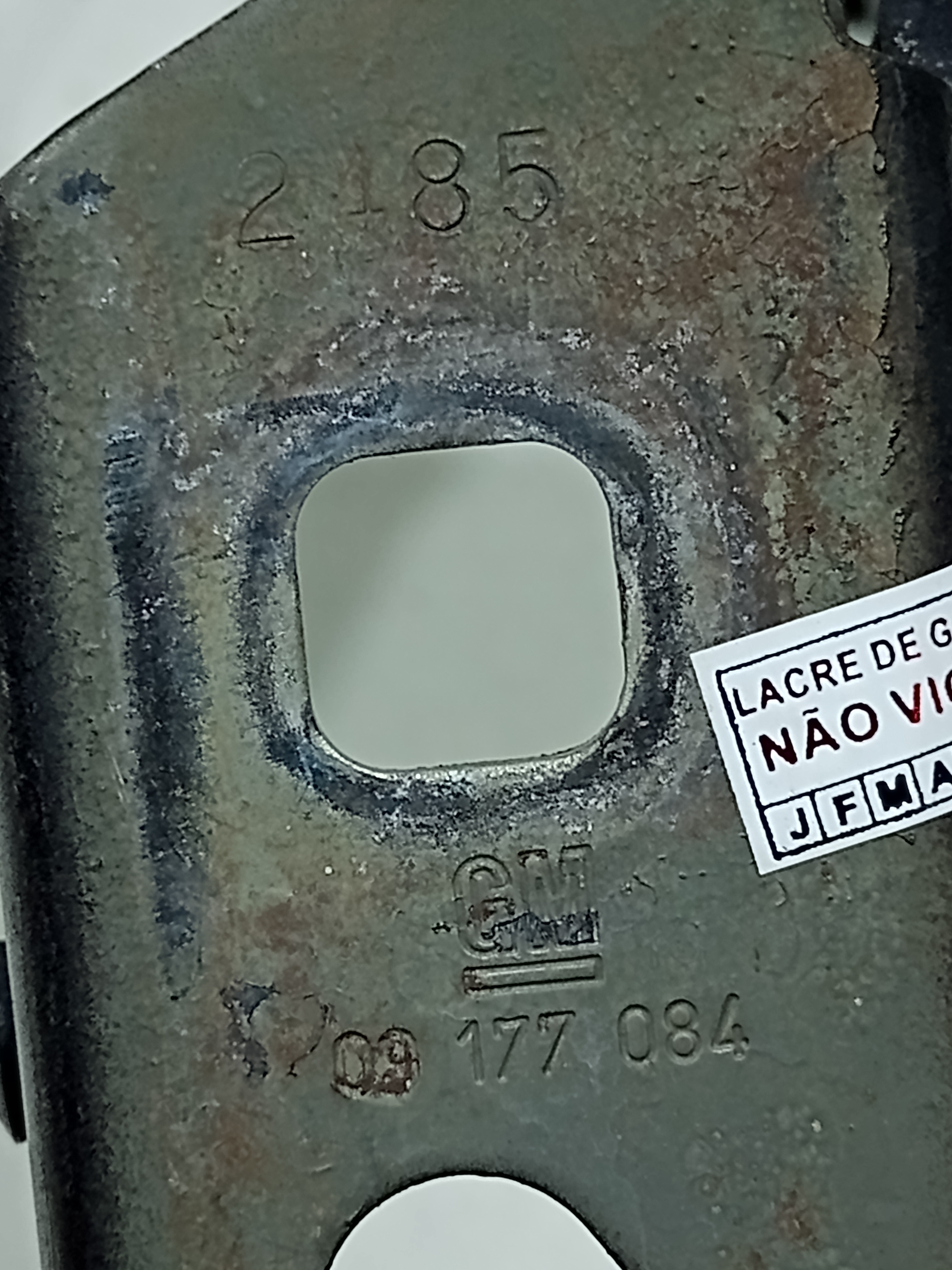 Par De Dobradiça Traseira Vectra 2011 2.0 Automático 4