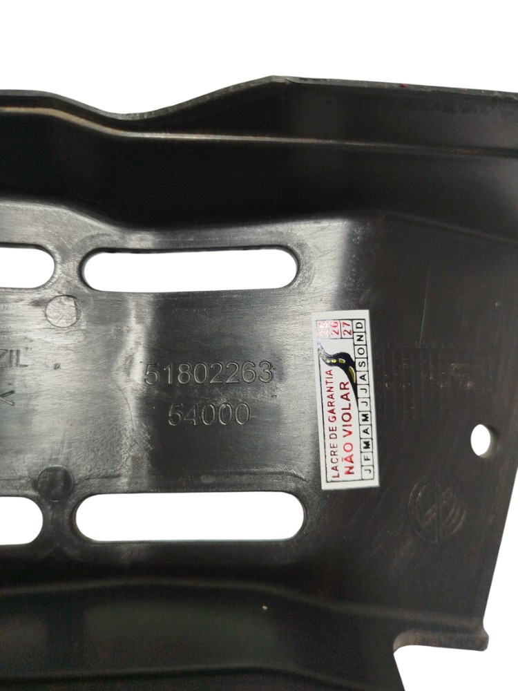 Capa Suporte Tubulação Combustível Fiat Punto 2008 51802263 Preto 2
