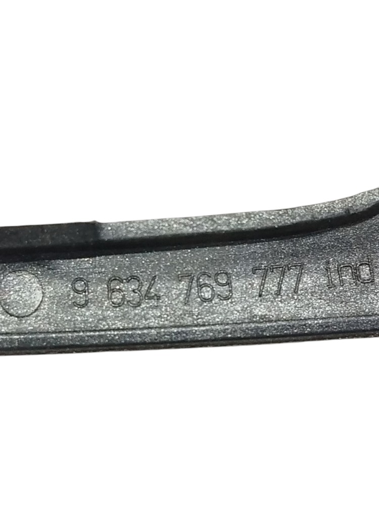 Moldura Maçaneta Interna Dianteira Direita Peugeot 307 2007 3